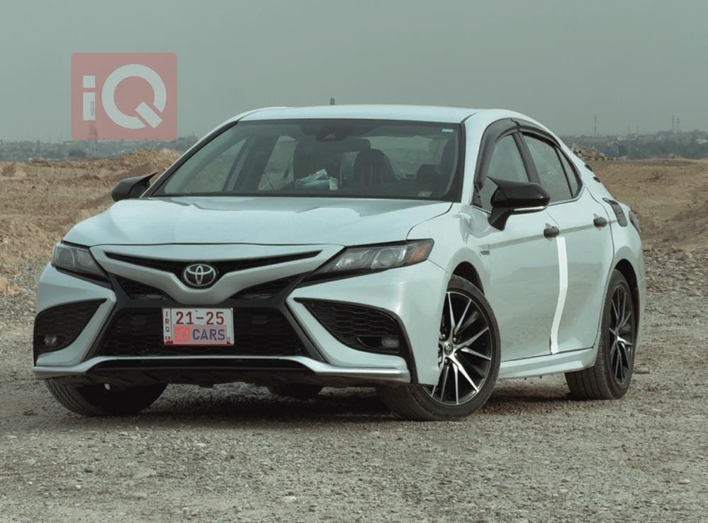 تۆیۆتا کامری